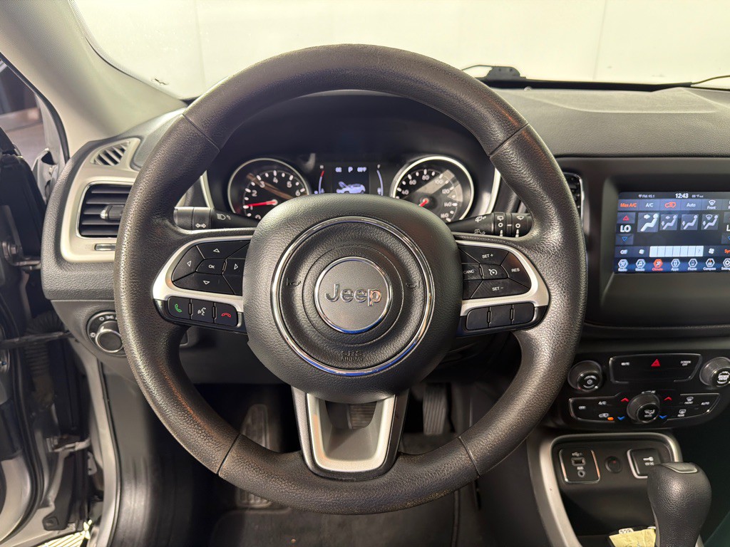 2019 Jeep Compass Image 12