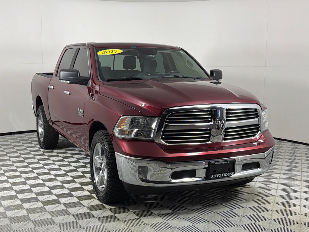 2017 RAM 1500 Image 3