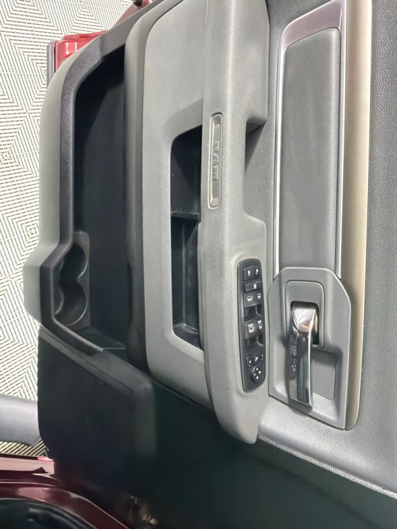 2017 RAM 1500 Image 11