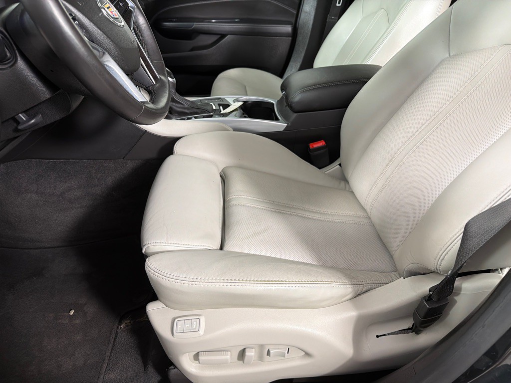 2016 Cadillac SRX Image 11