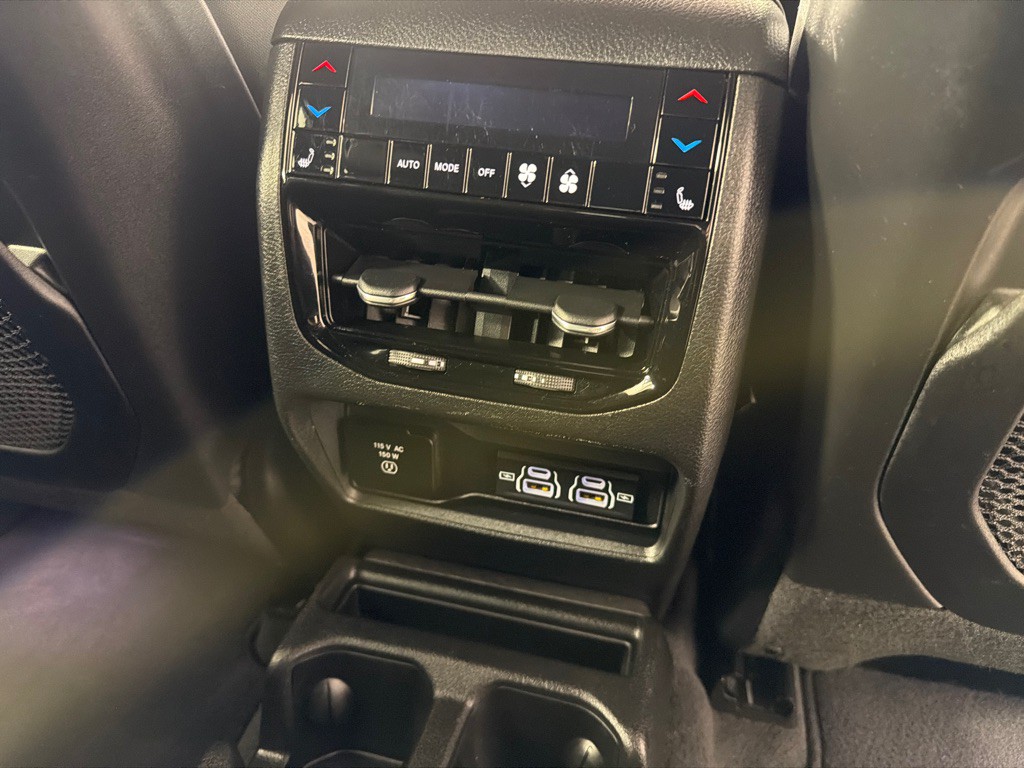 2021 Jeep Grand Cherokee Image 28