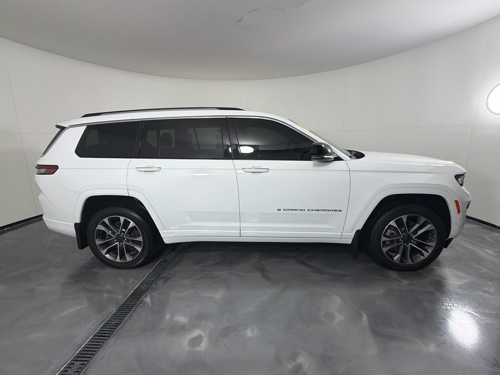 2021 Jeep Grand Cherokee Image 4