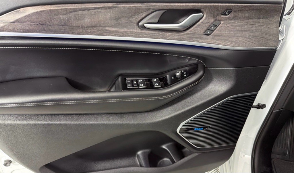 2021 Jeep Grand Cherokee Image 11