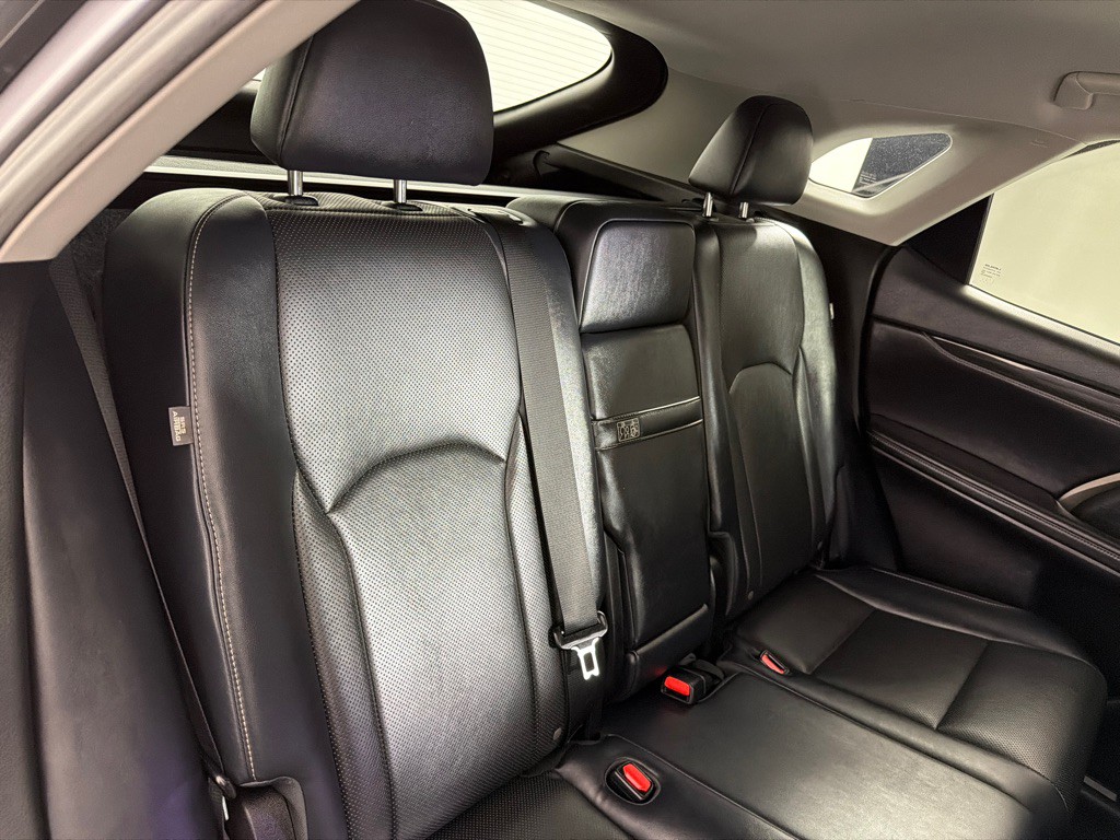 2018 Lexus RX Image 24