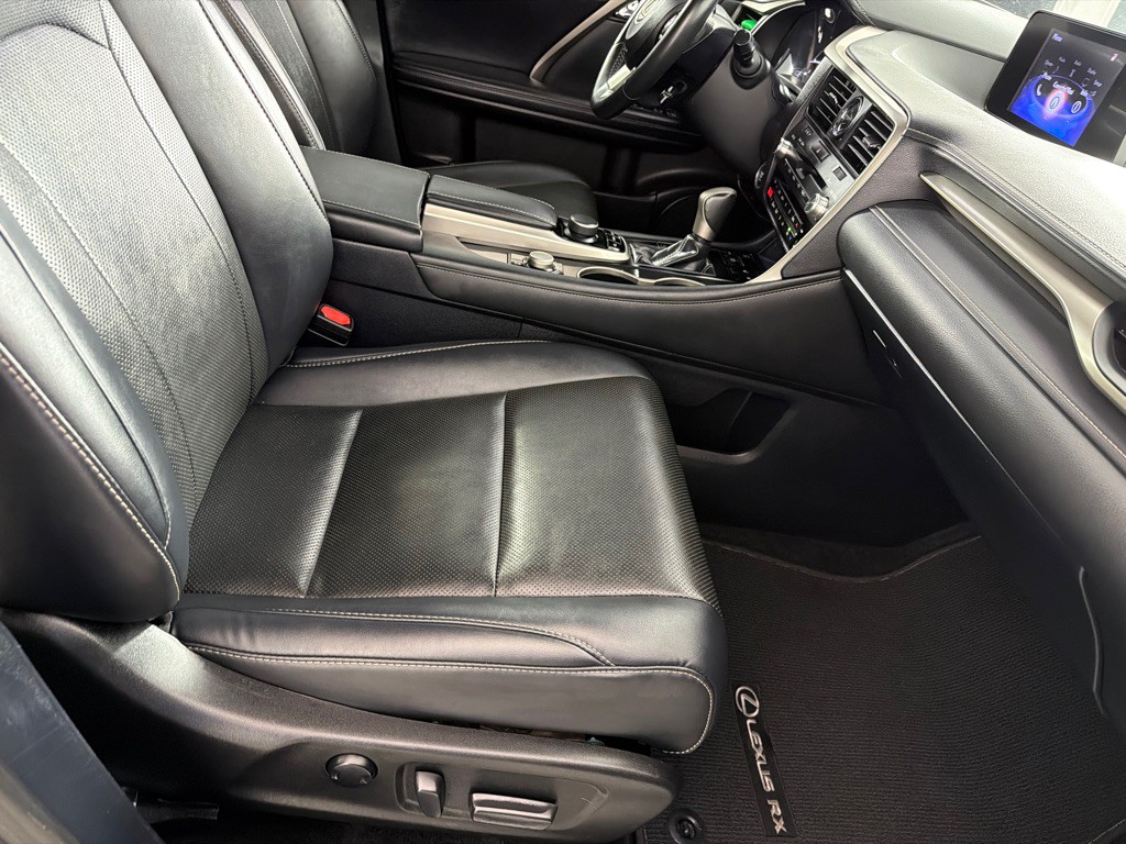 2018 Lexus RX Image 25