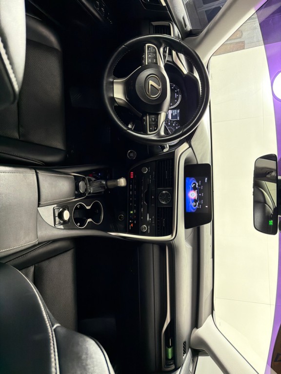 2018 Lexus RX Image 27