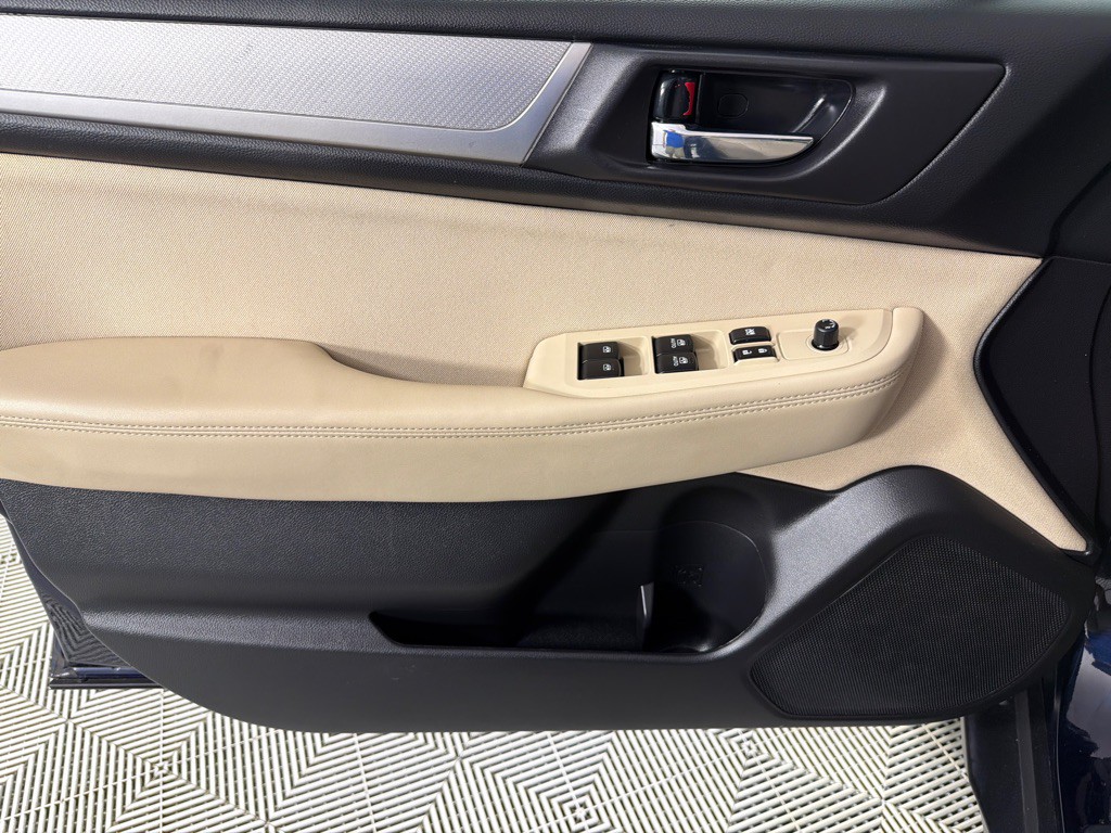 2018 Subaru Outback Image 10