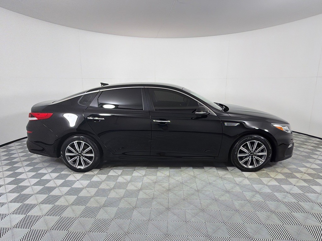 2019 Kia Optima Image 4