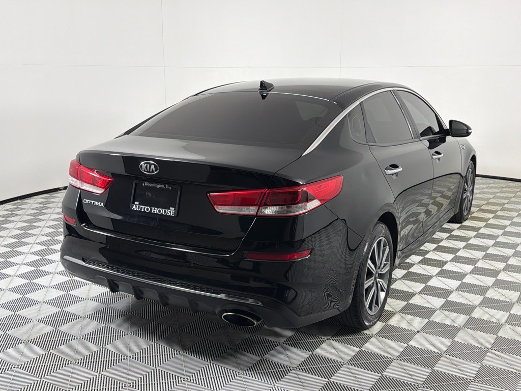 2019 Kia Optima Image 5