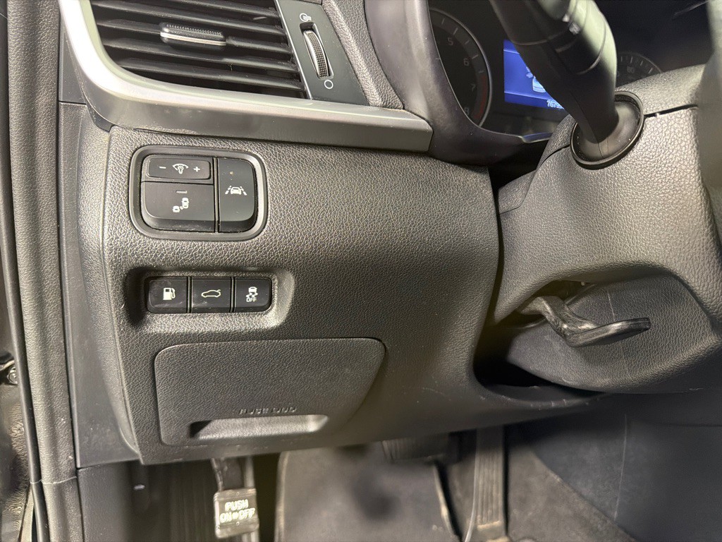2019 Kia Optima Image 12
