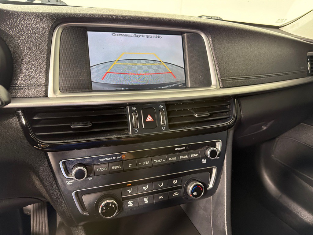 2019 Kia Optima Image 15
