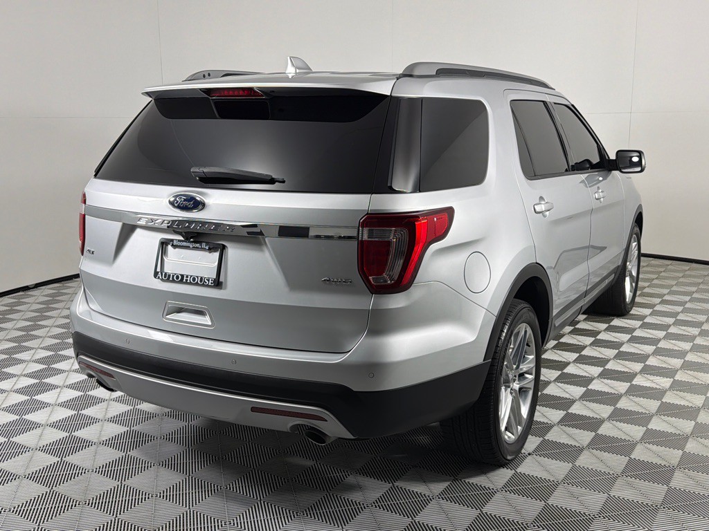 2017 Ford Explorer Image 5
