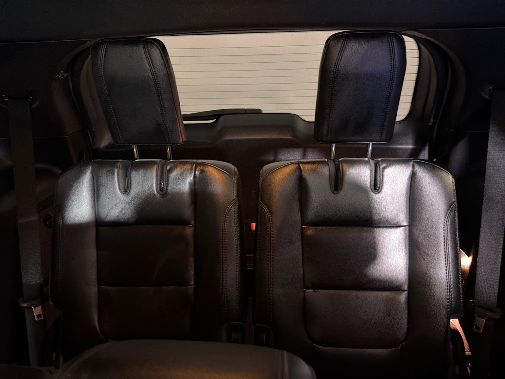 2017 Ford Explorer Image 21