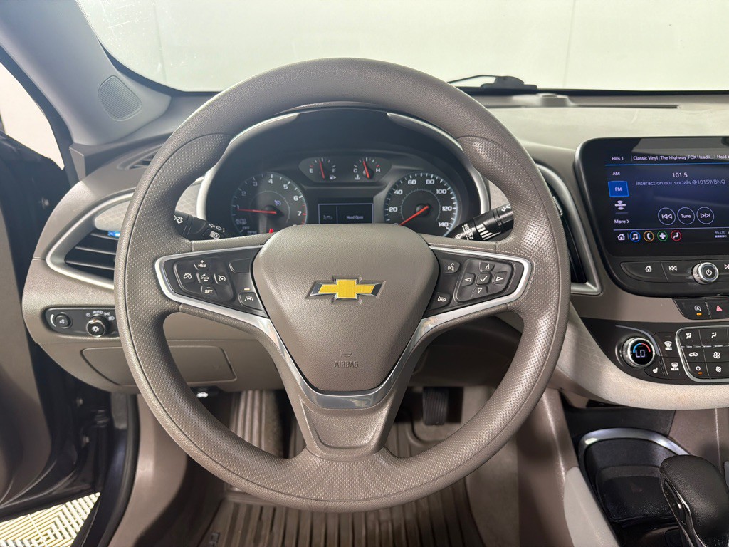 2023 Chevrolet Malibu Image 13