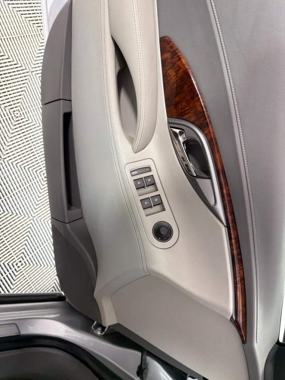 2013 Buick Lacrosse Image 9