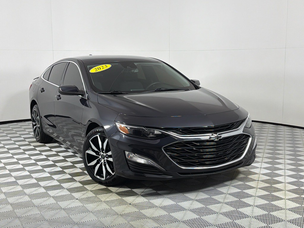 2023 Chevrolet Malibu Image 2