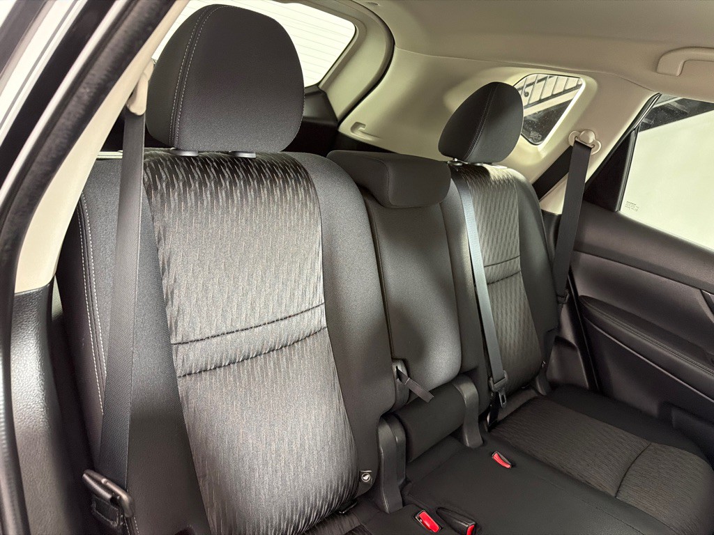 2020 Nissan Rogue Image 22