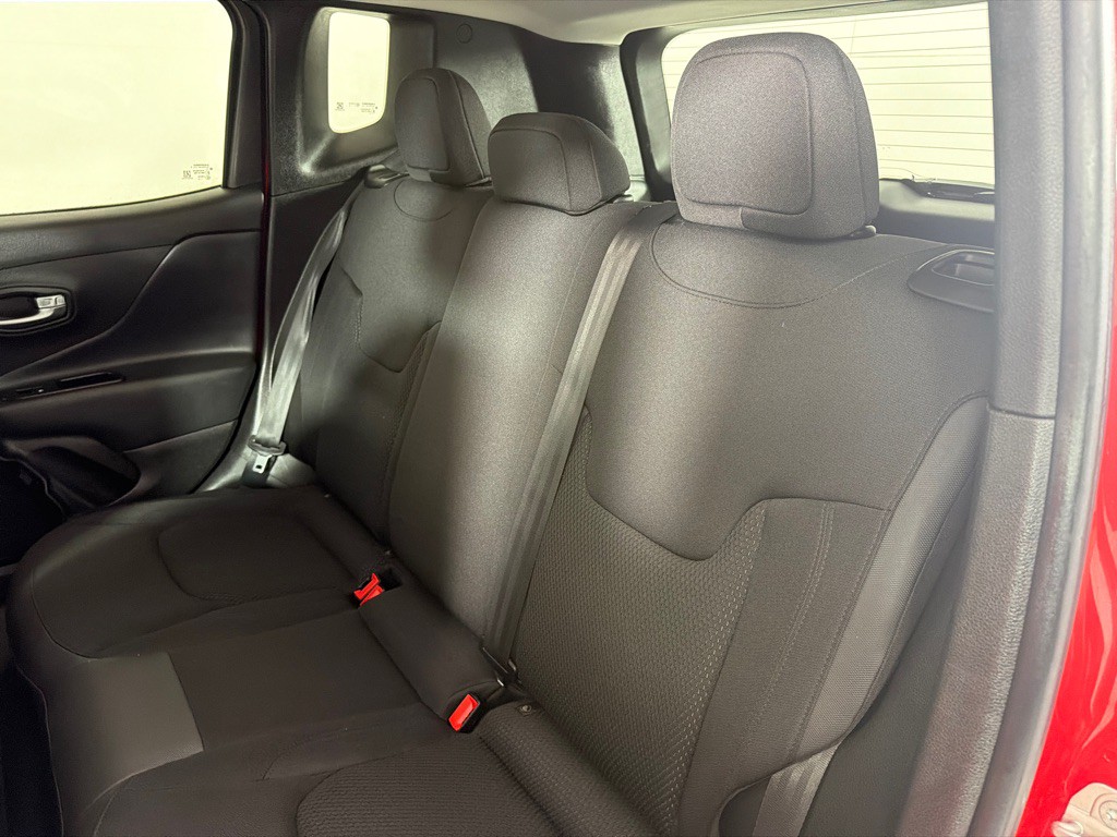 2018 Jeep Renegade Image 20