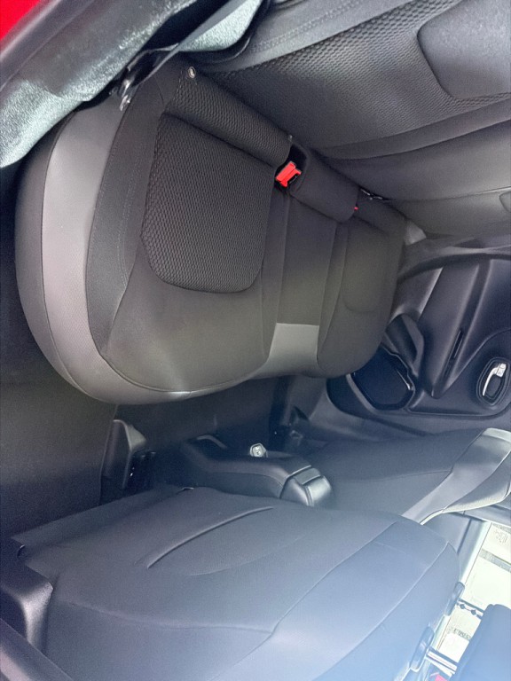 2018 Jeep Renegade Image 22