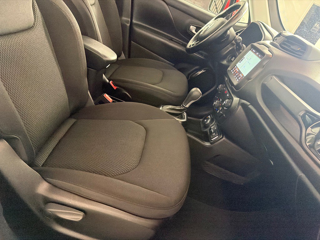 2018 Jeep Renegade Image 24