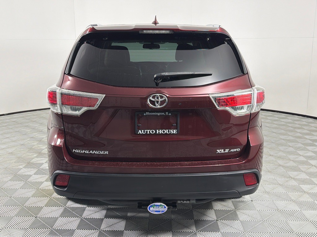 2015 Toyota Highlander Image 6