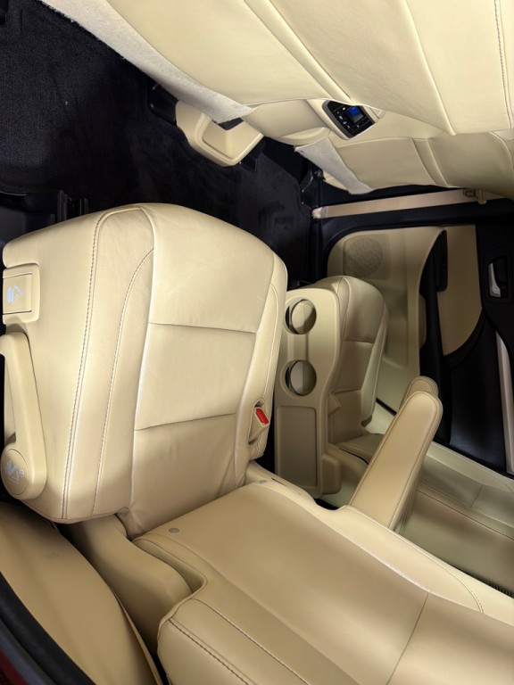 2015 Toyota Highlander Image 18