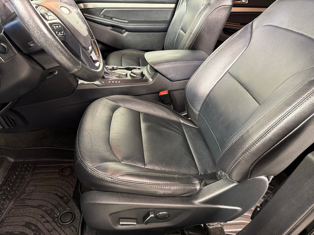 2018 Ford Explorer Image 12