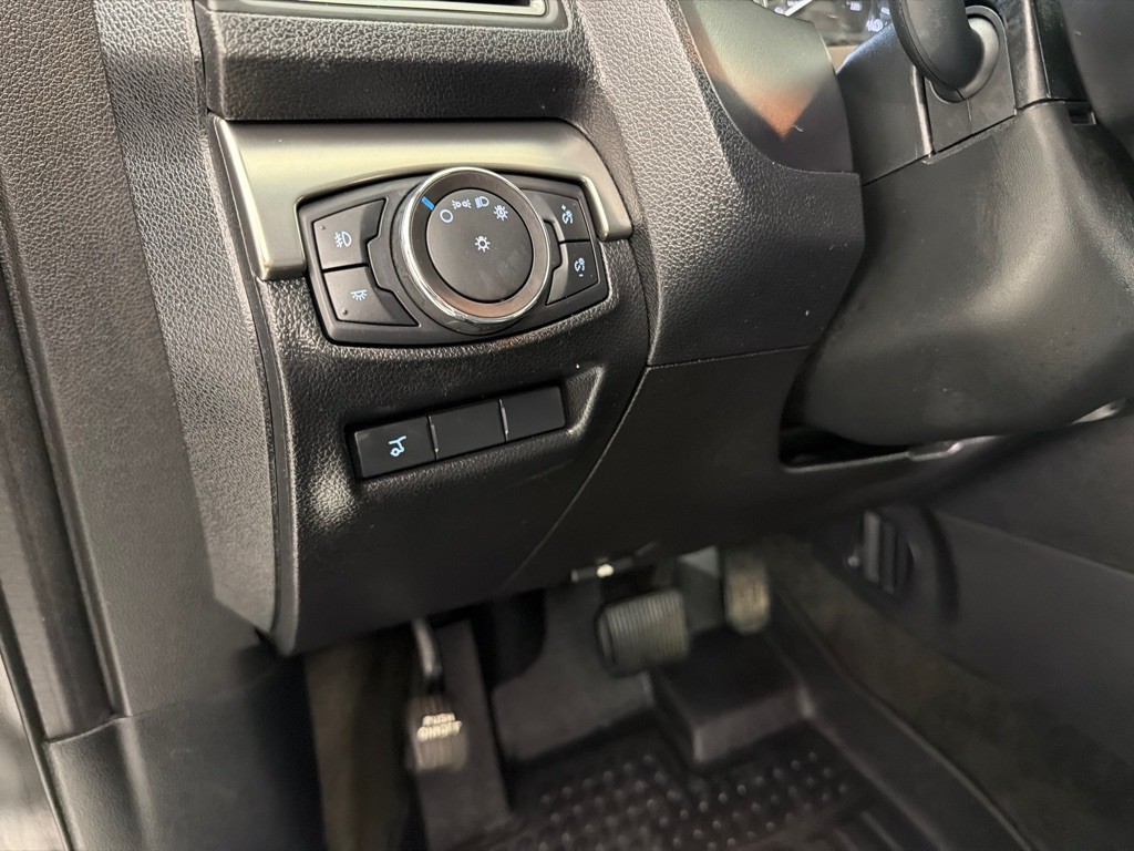 2018 Ford Explorer Image 14