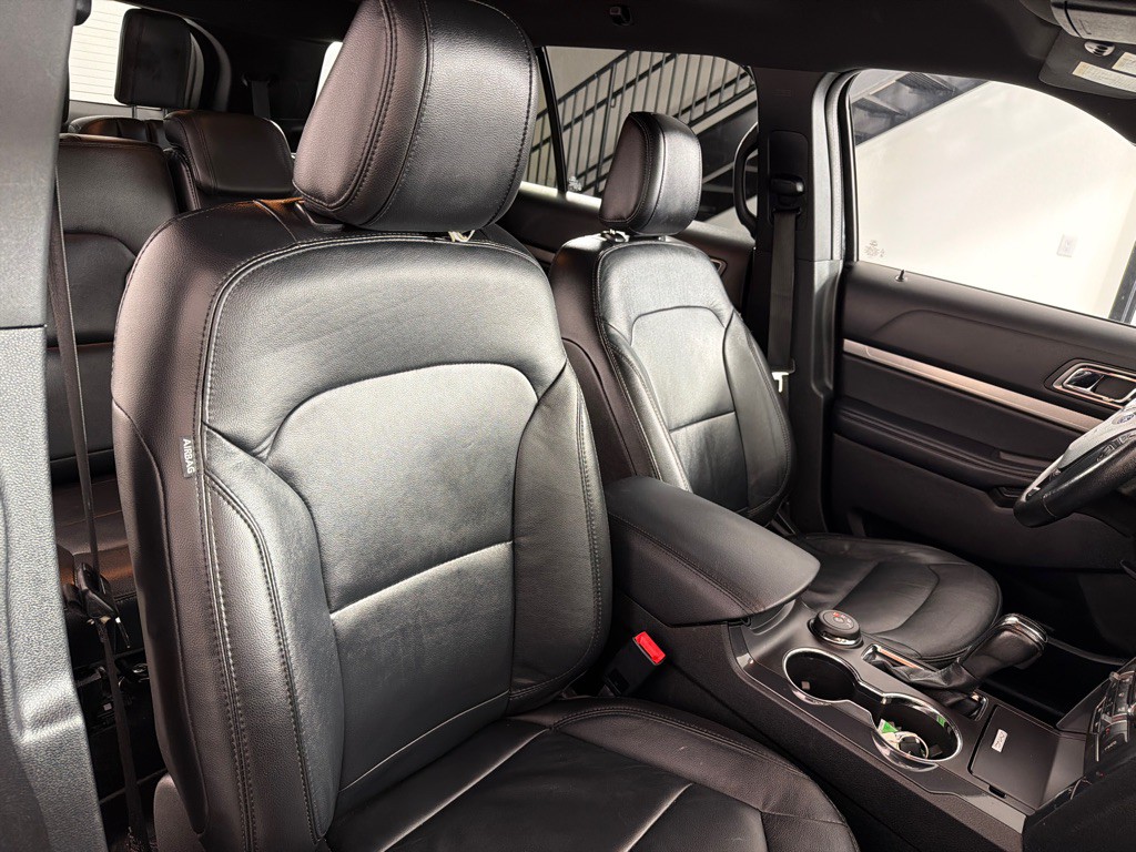 2018 Ford Explorer Image 26