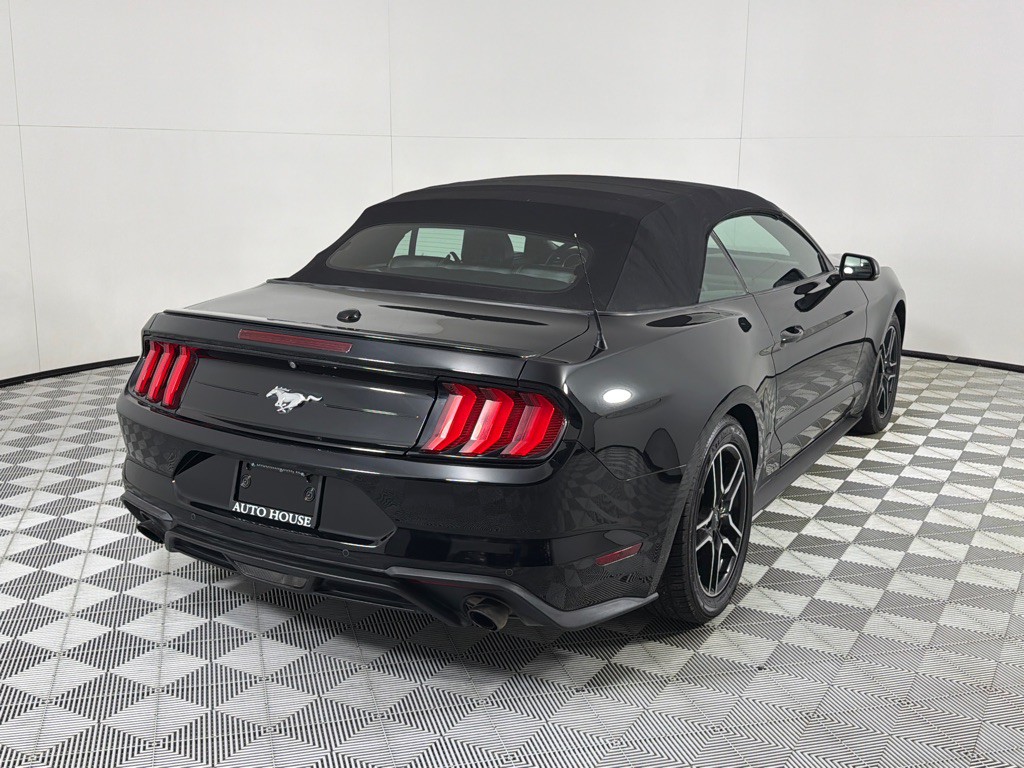 2020 Ford Mustang Image 14