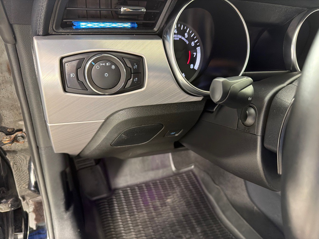 2020 Ford Mustang Image 23