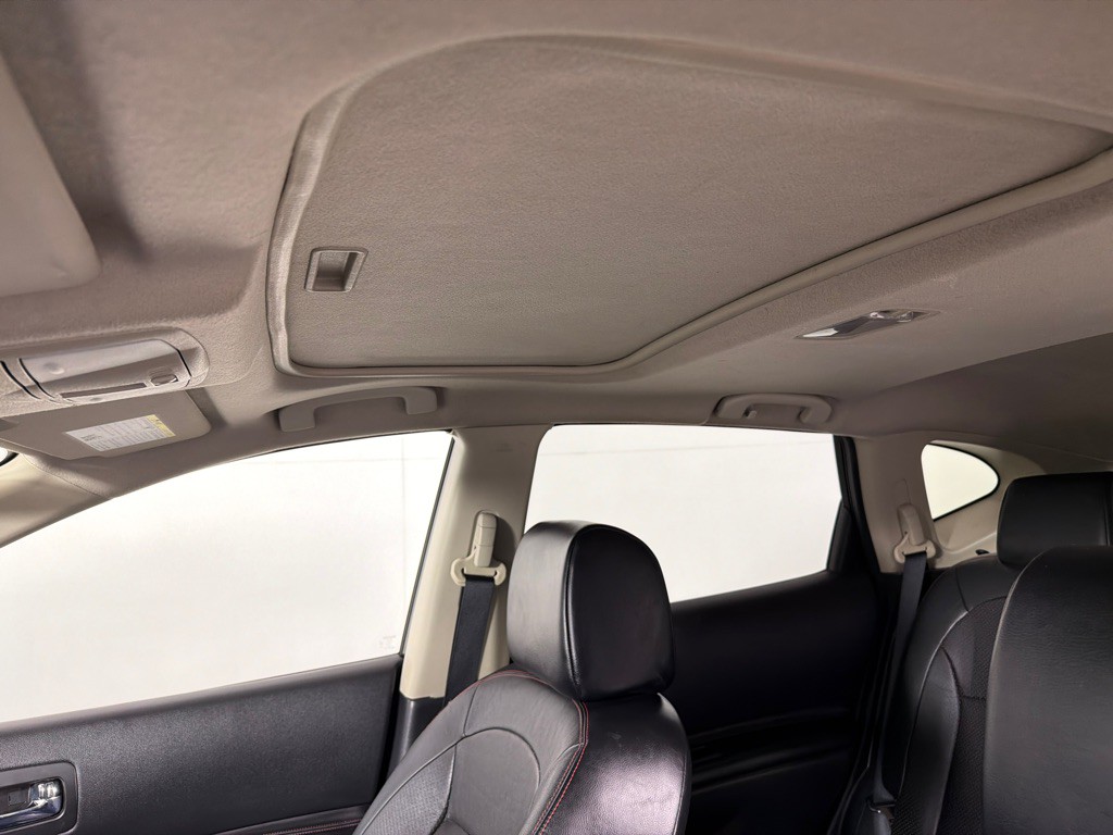 2012 Nissan Rogue Image 12