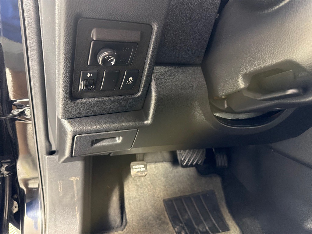 2012 Nissan Rogue Image 13