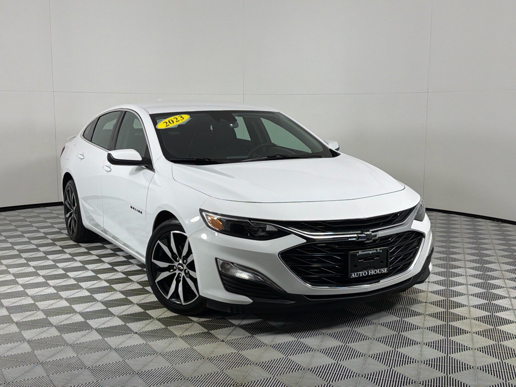 2023 Chevrolet Malibu Image 2