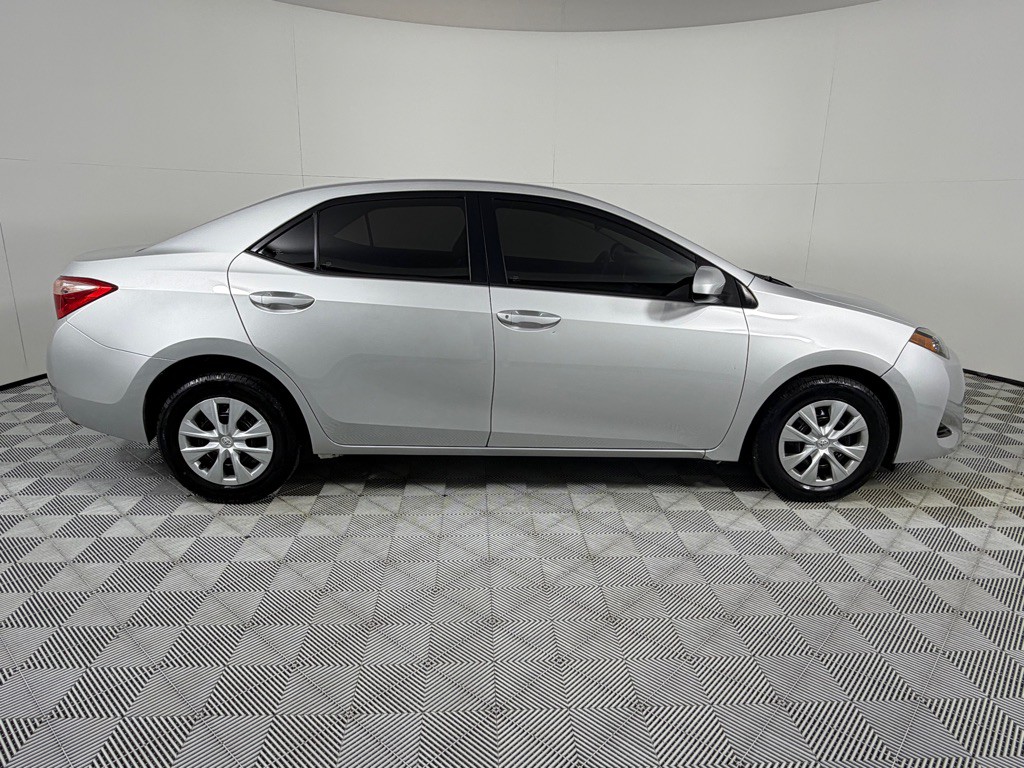 2018 Toyota Corolla Image 4