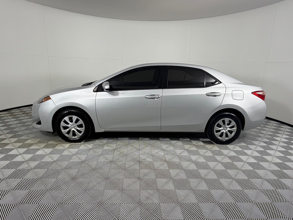 2018 Toyota Corolla Image 8