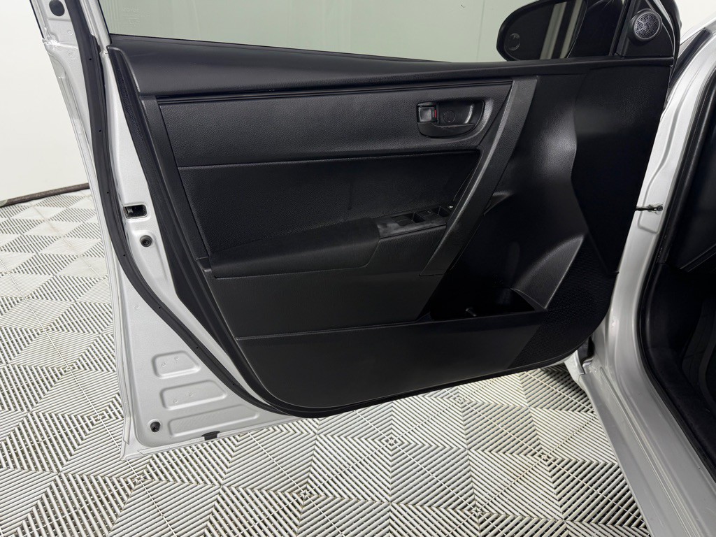 2018 Toyota Corolla Image 10