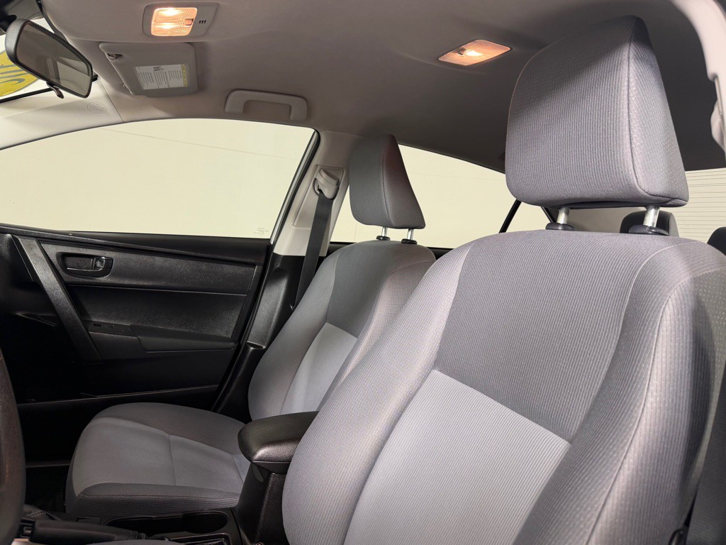 2018 Toyota Corolla Image 12