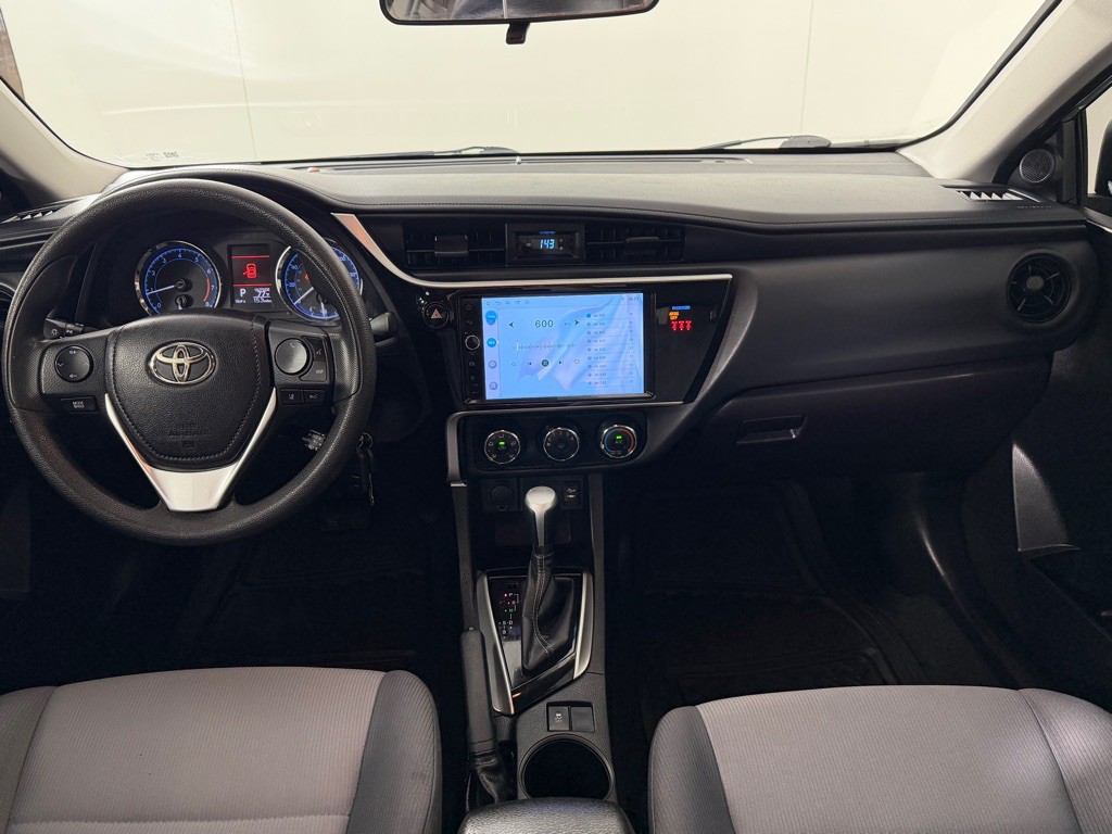 2018 Toyota Corolla Image 18