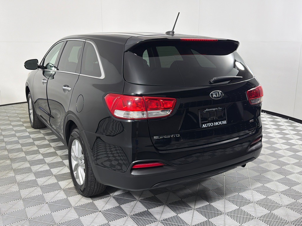 2016 Kia Sorento Image 7