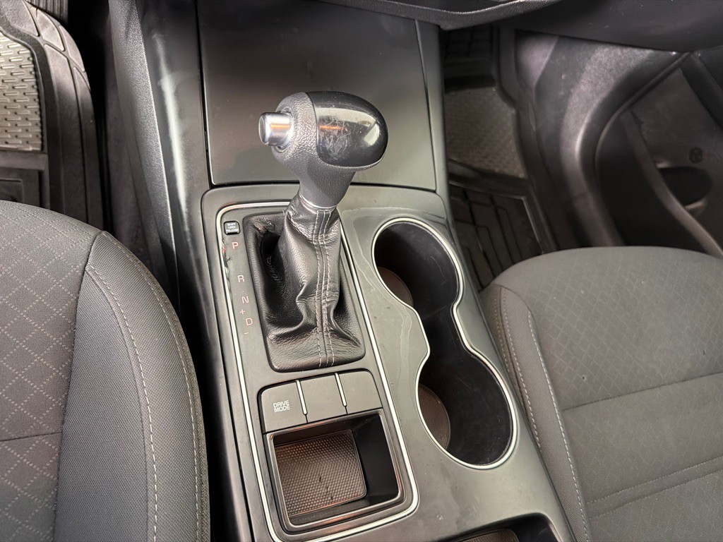 2016 Kia Sorento Image 16