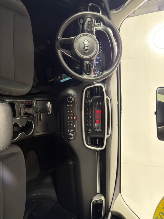 2016 Kia Sorento Image 24