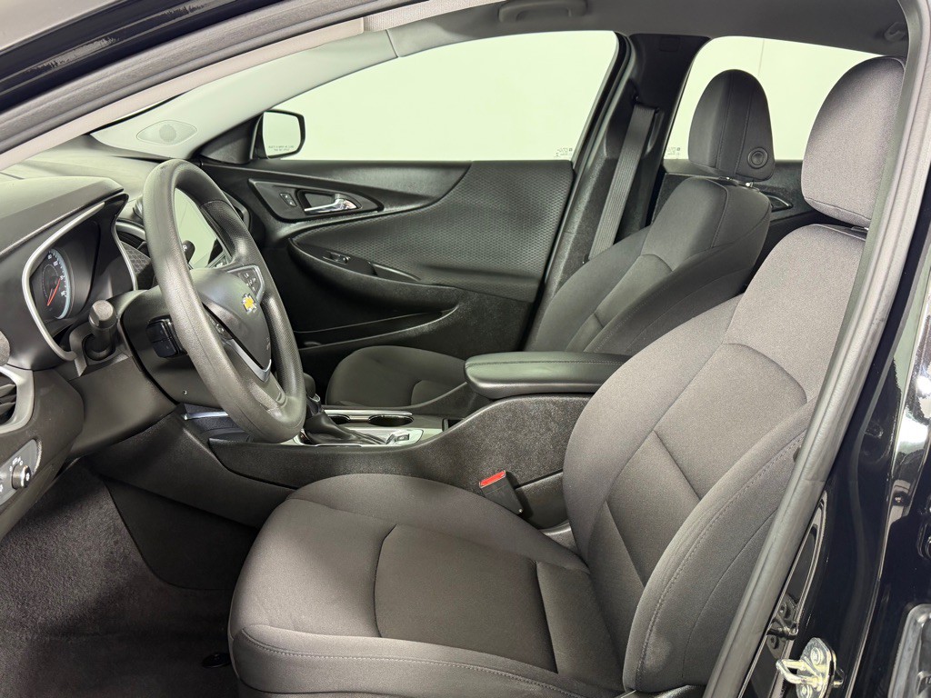 2023 Chevrolet Malibu Image 10