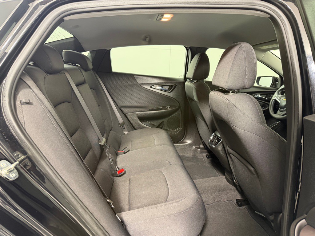 2023 Chevrolet Malibu Image 17