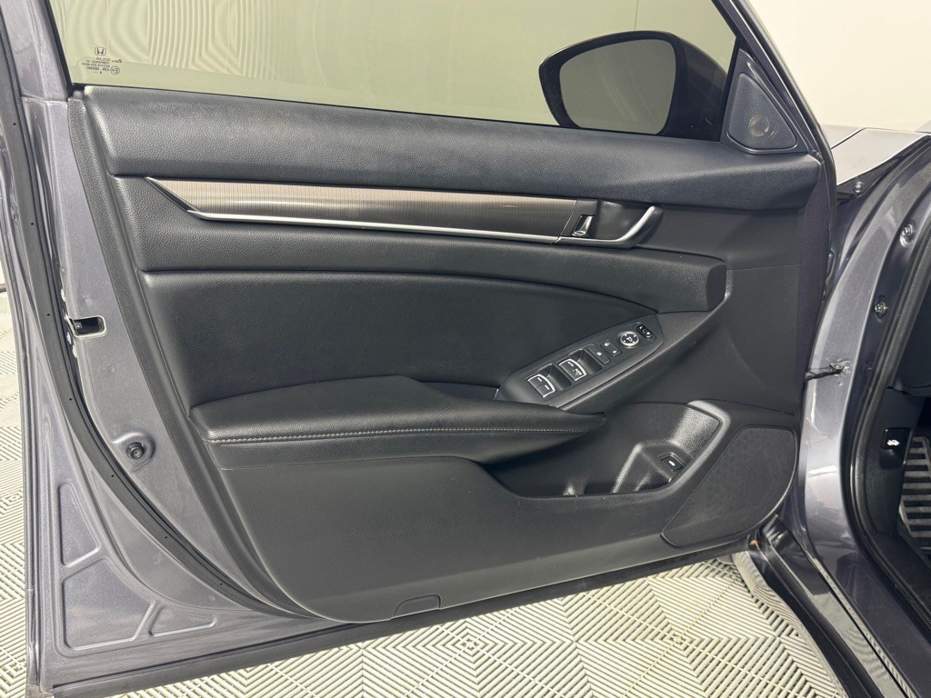 2020 Honda Accord Image 10