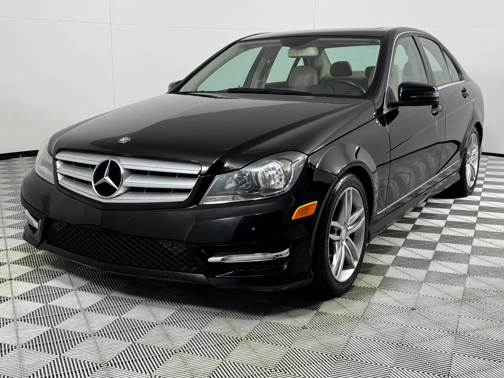 2012 Mercedes-Benz C-Class Image 9