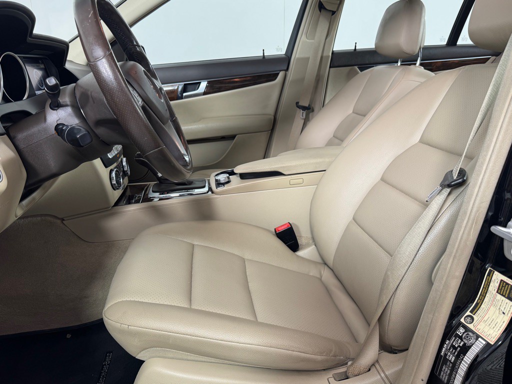 2012 Mercedes-Benz C-Class Image 11