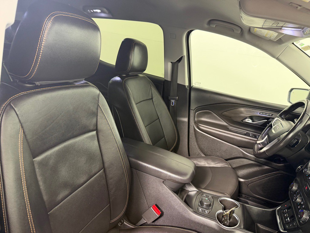 2020 GMC Terrain Image 24