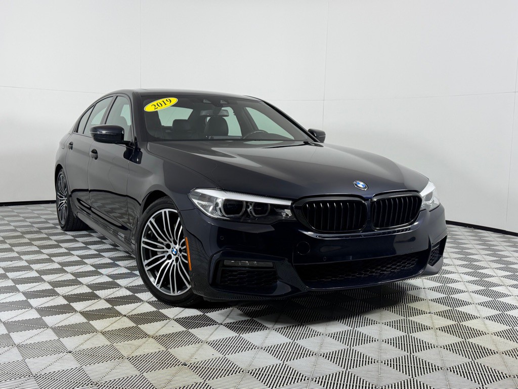 2019 BMW 5 Series Image 2