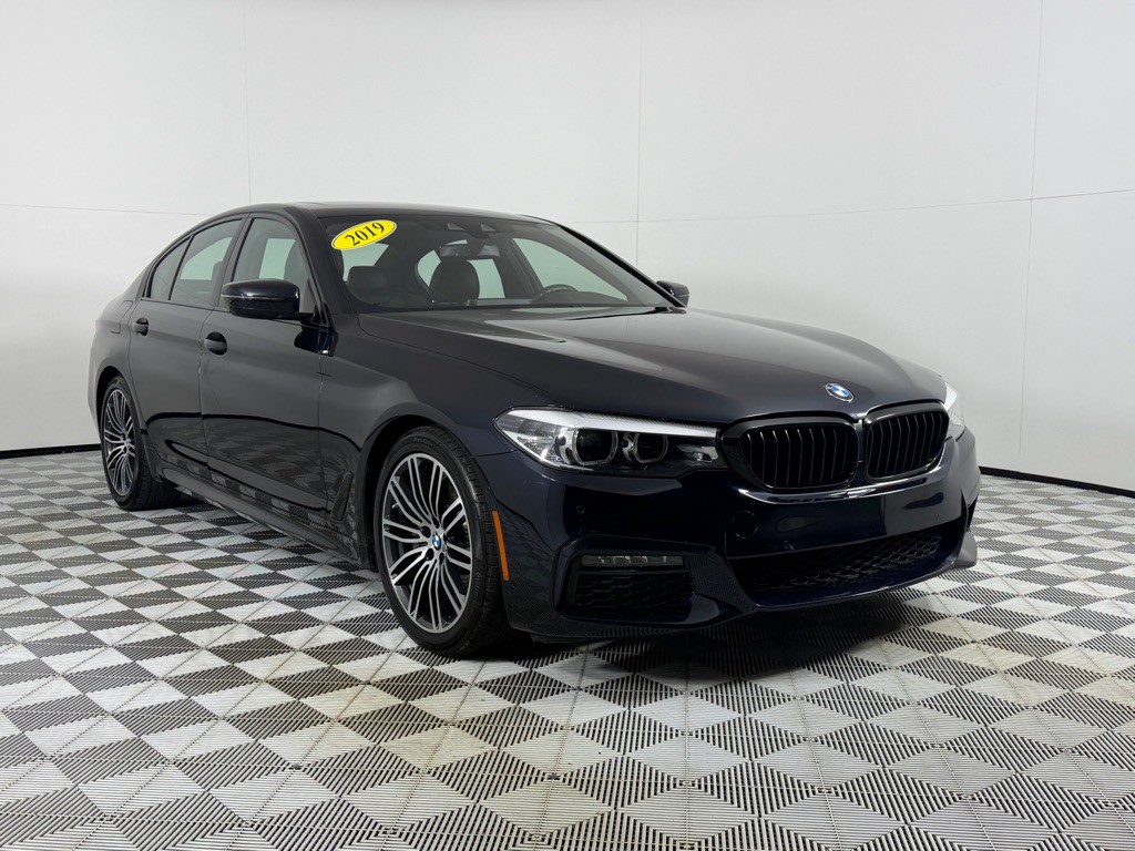 2019 BMW 5 Series Image 3